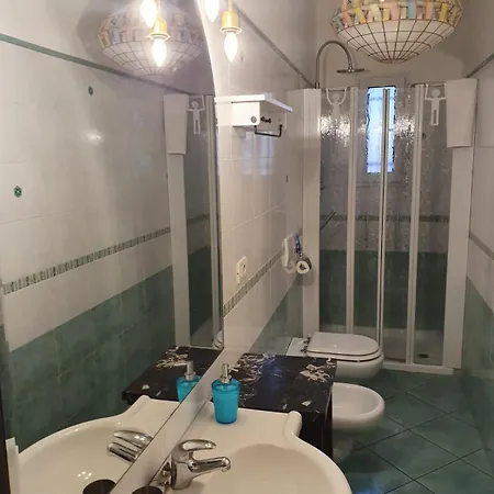 Liluna Bed & Breakfast 4*