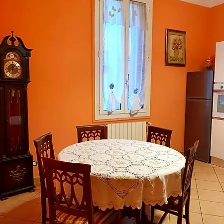Liluna Bed & Breakfast 4*