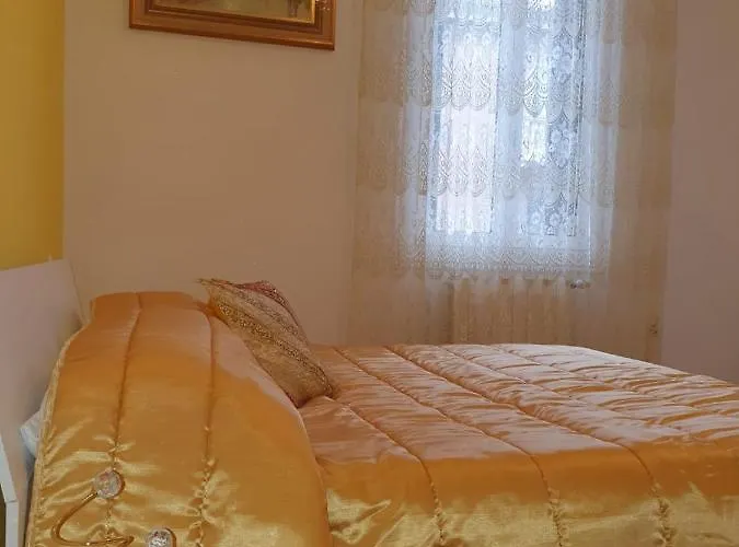 Liluna Bed & Breakfast 3*